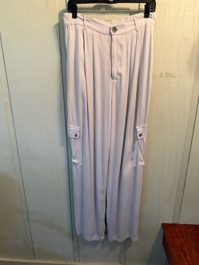 Bella Dahl Silver Pleated Wide Leg Cargo Pants